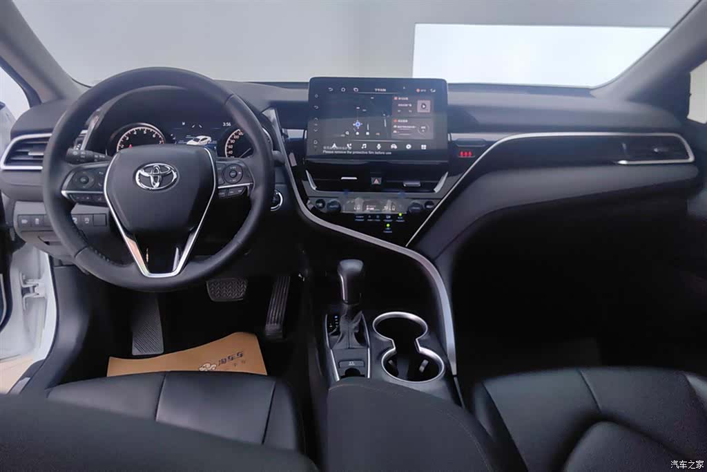 Toyota Camry, 2024 12