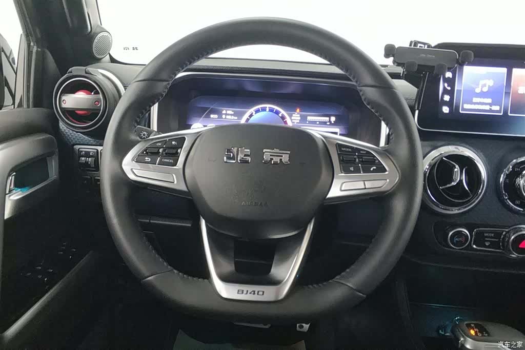 BAIC BJ40, 2024 15