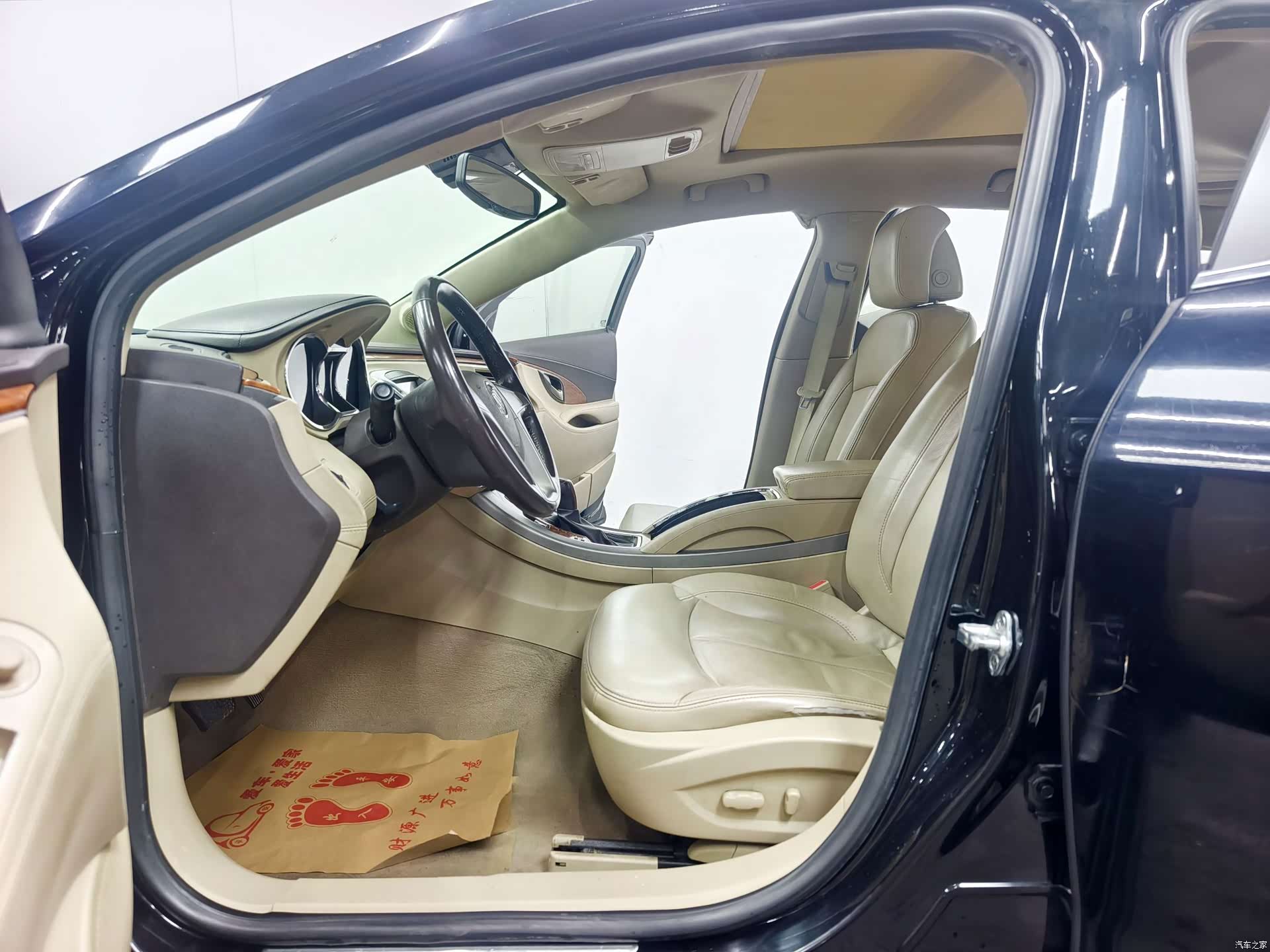 Buick LaCrosse, 2013 10