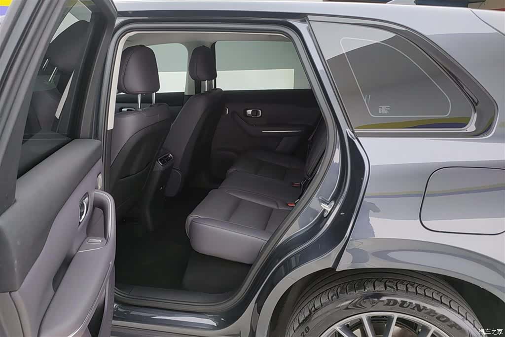 Leapmotor C10, 2024 11