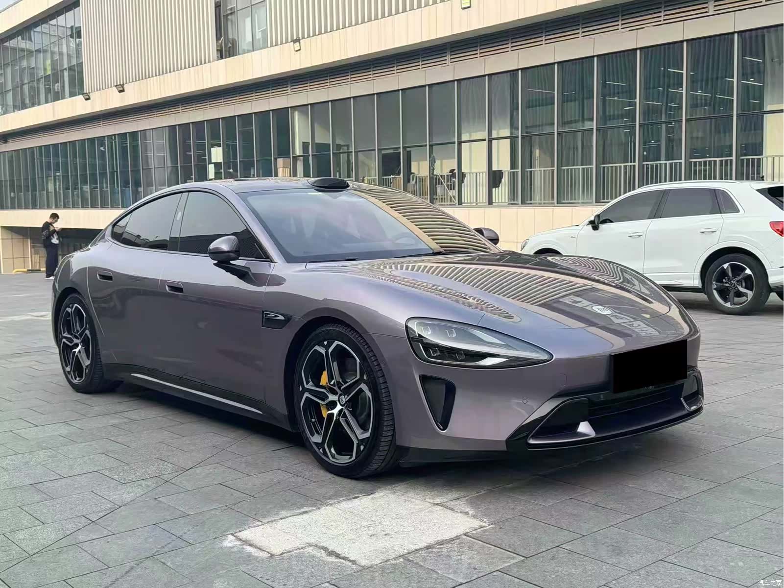 Xiaomi SU7, 2025 3