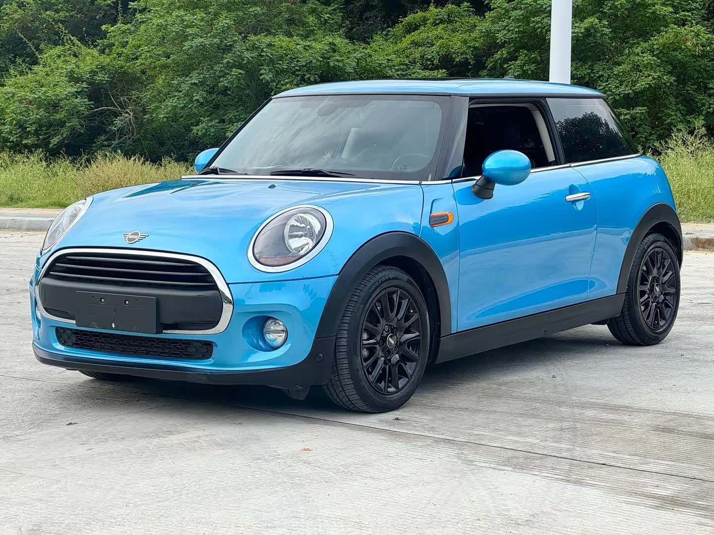 Mini ONE, 2019 1