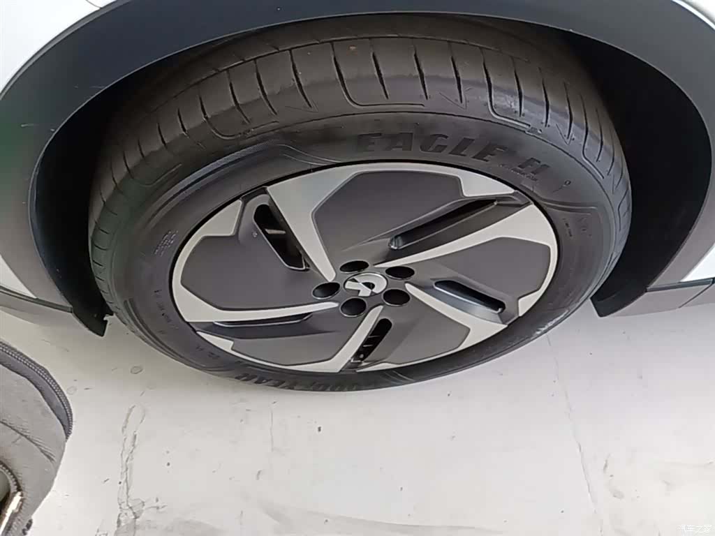 NIO ES6, 2024 23