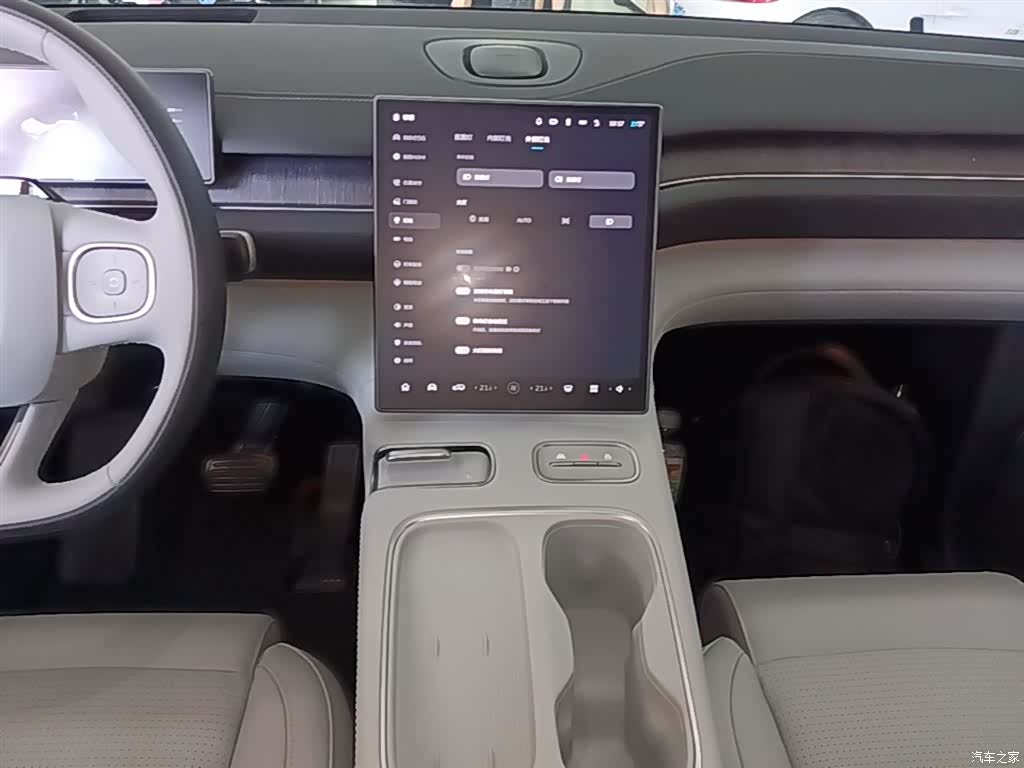 NIO ES6, 2024 13