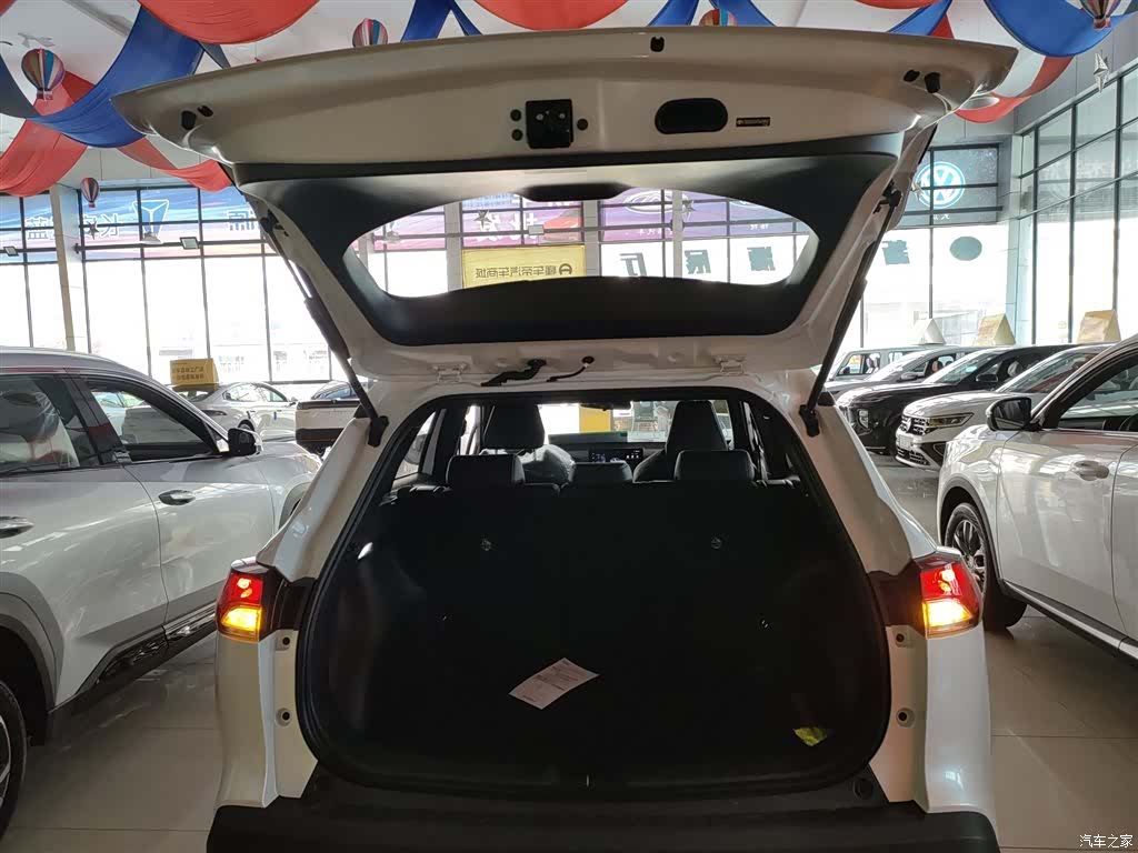 Toyota Frontlander, 2026 15