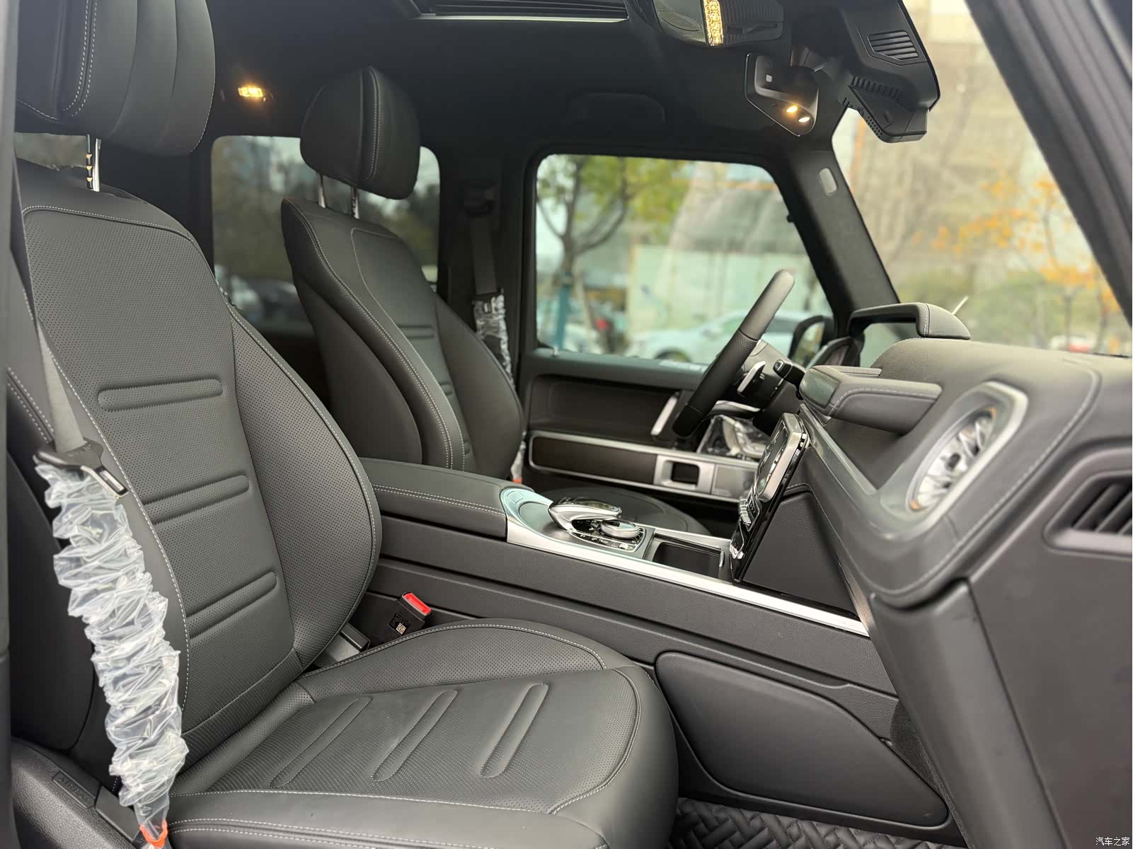 Mercedes-Benz G-Class, 2024 6