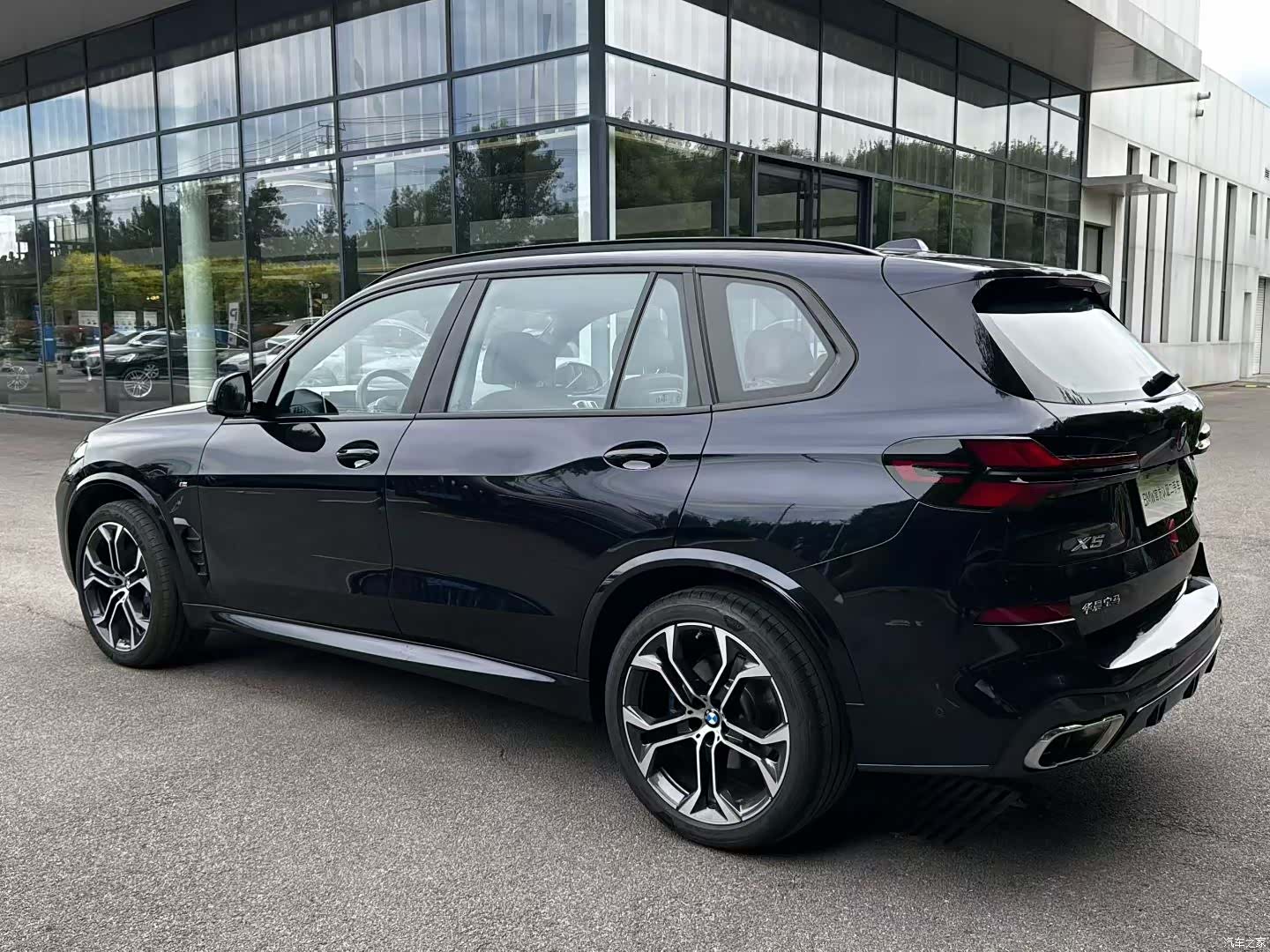 BMW X5, 2025 6