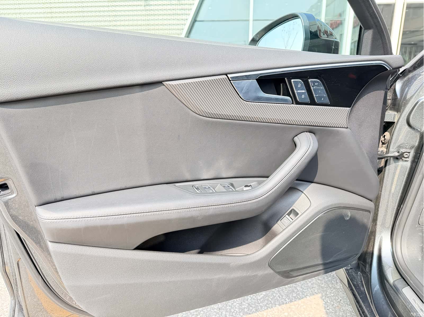 Audi A4L, 2024 все фото