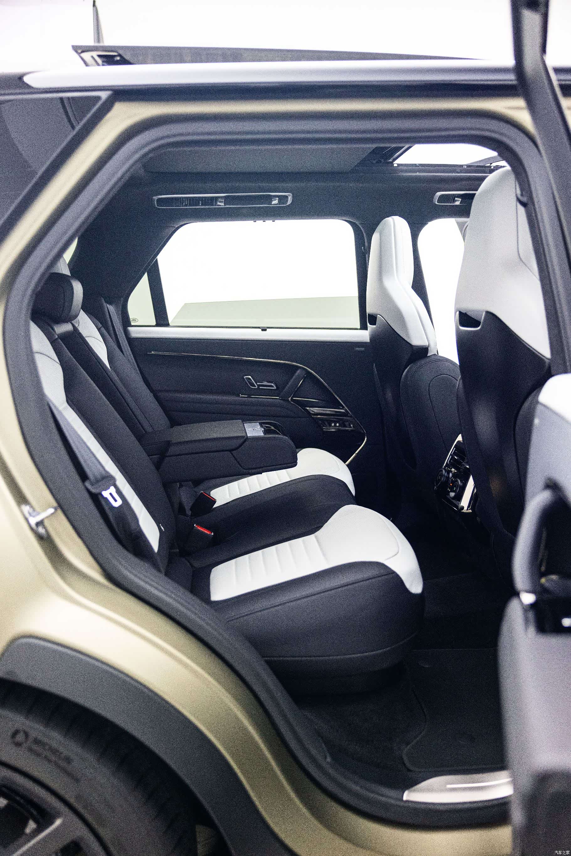 Land Rover Range Rover, 2026 23
