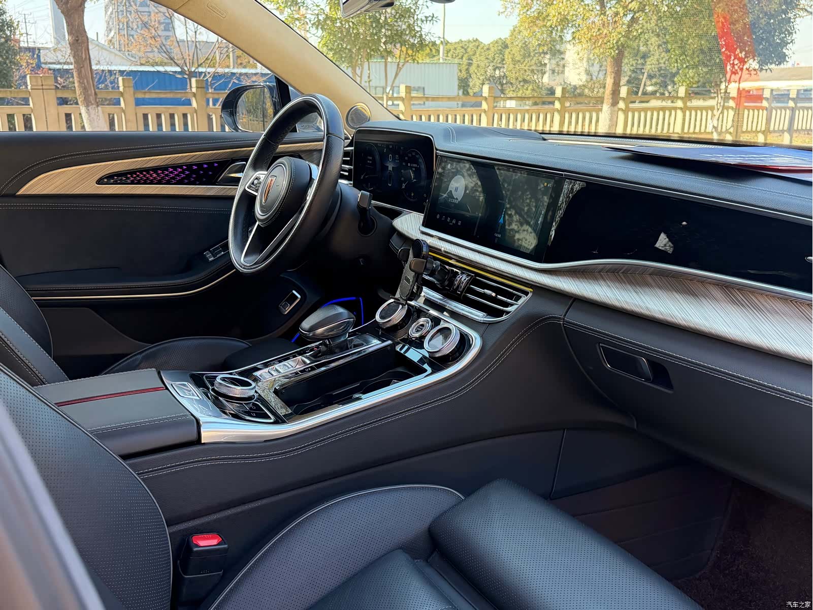 Hongqi H9, 2021 13