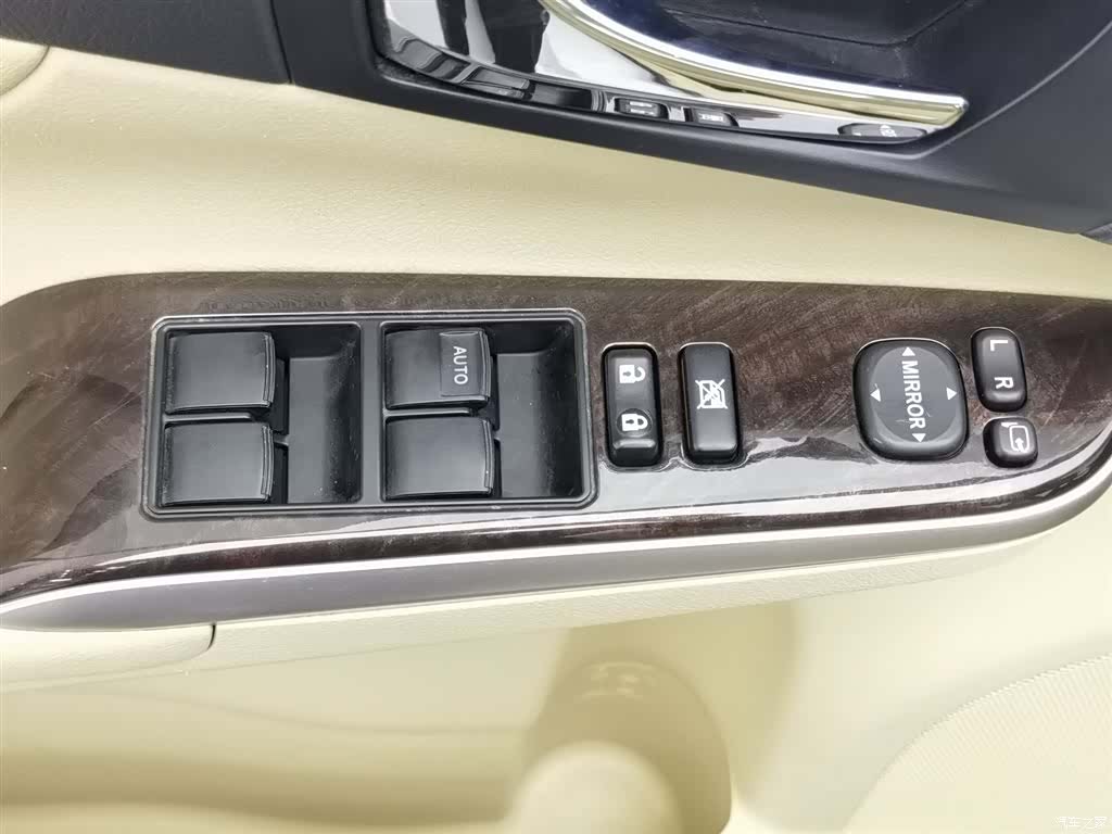 Toyota Camry, 2016 9