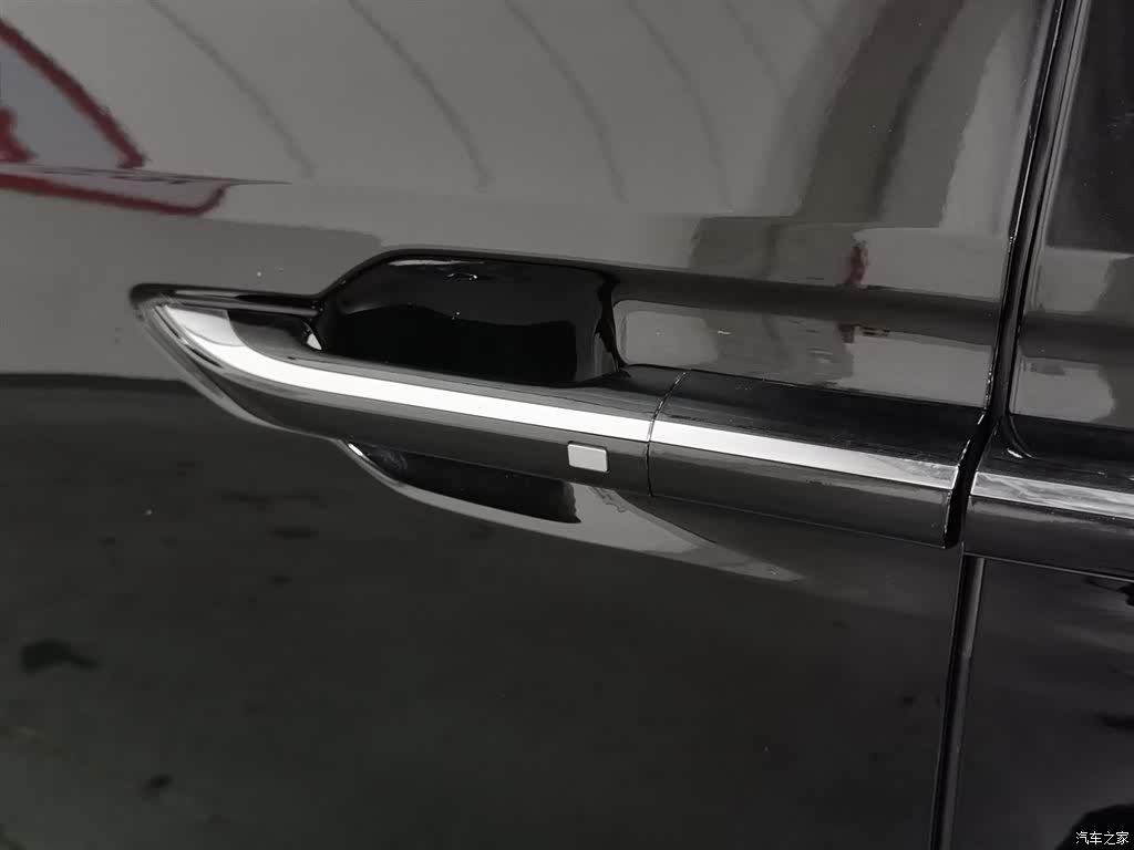 Maxus G90, 2023 18