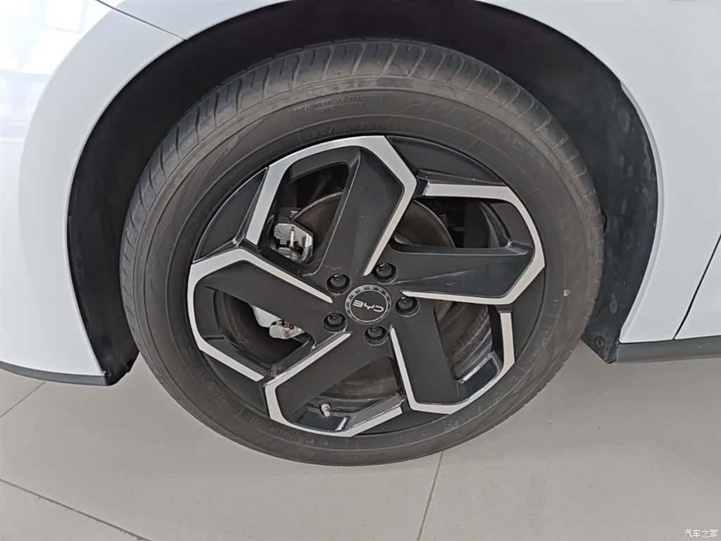 BYD Seal, 2025 23