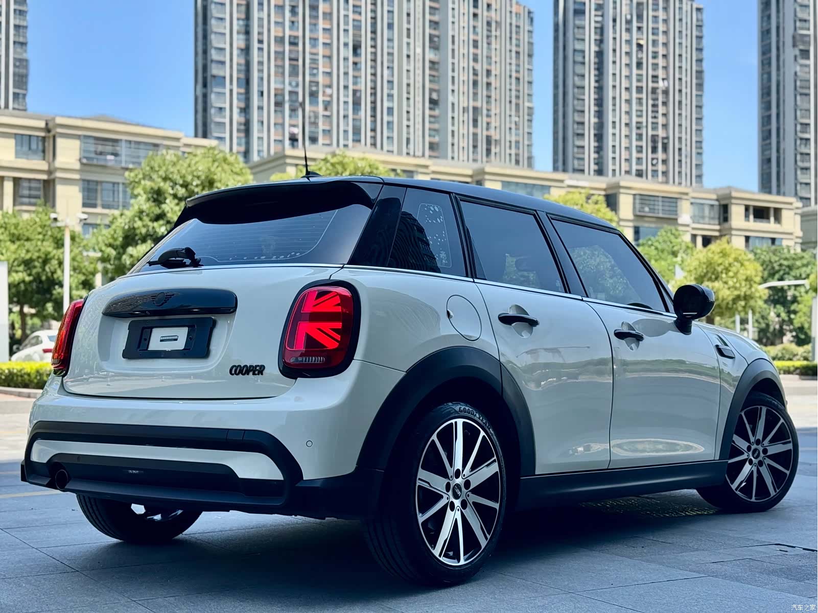 Mini Cooper, 2022 2