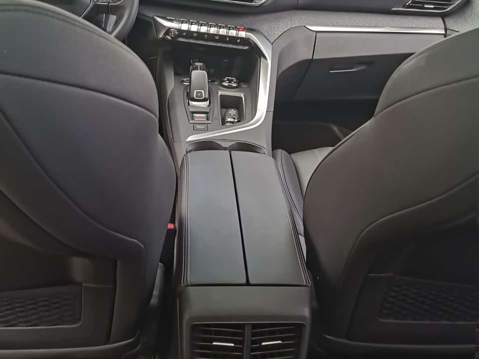 Peugeot 4008