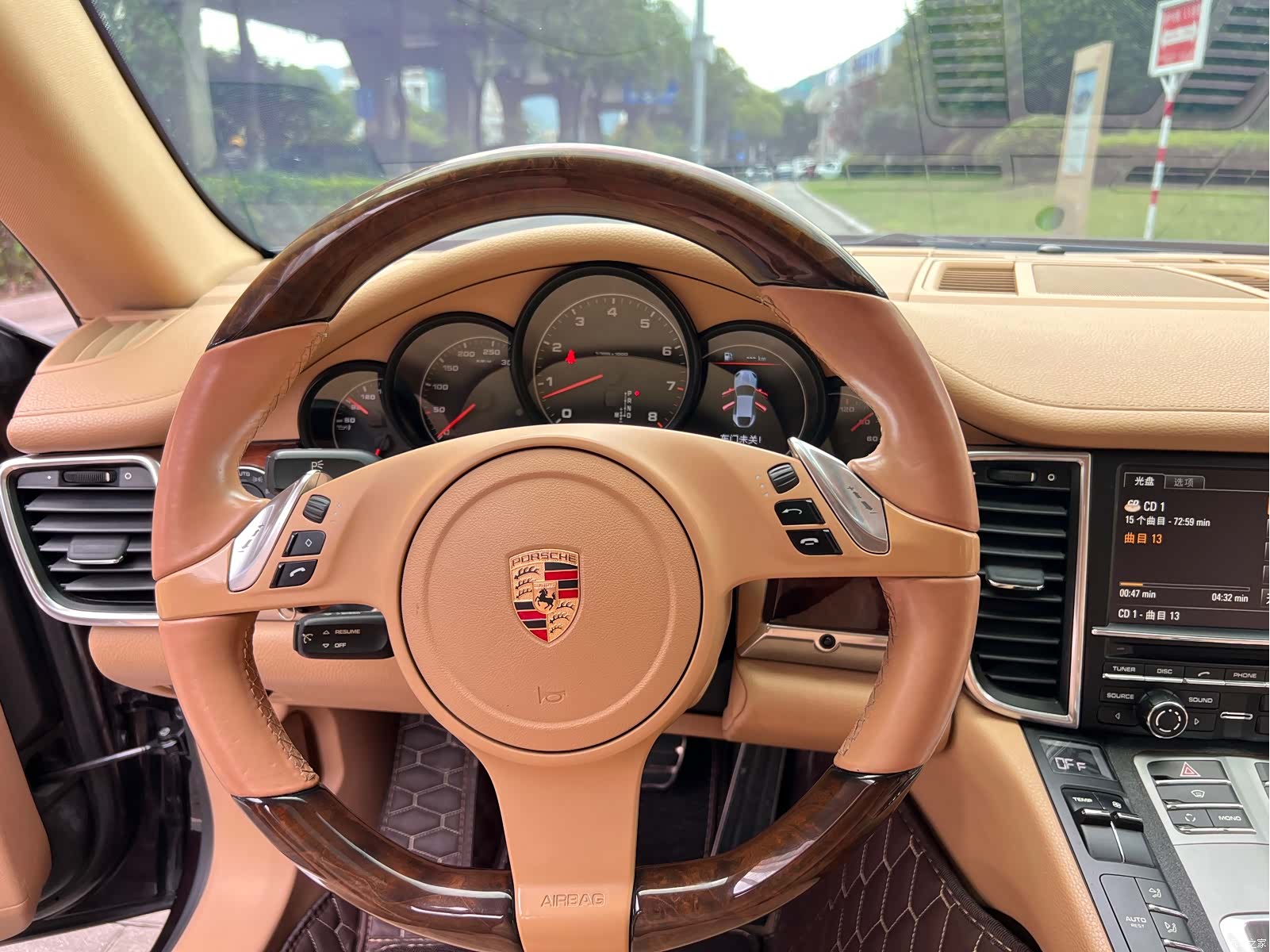 Porsche Panamera, 2011 7