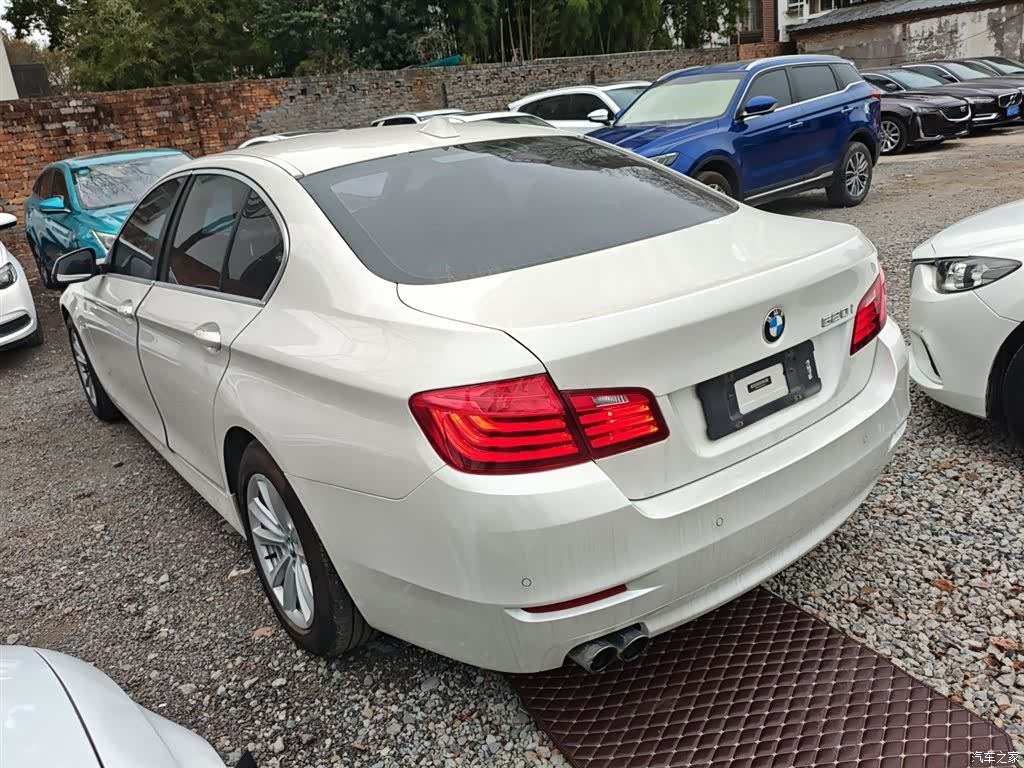 BMW 5 Series, 2016 23