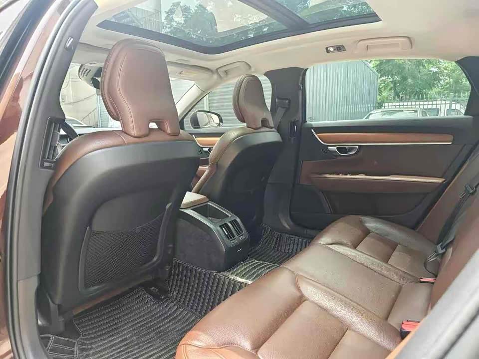 Volvo S90 Volvo S90