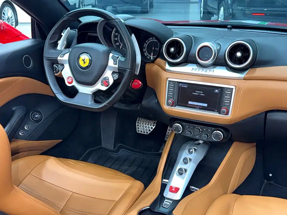 Ferrari California T