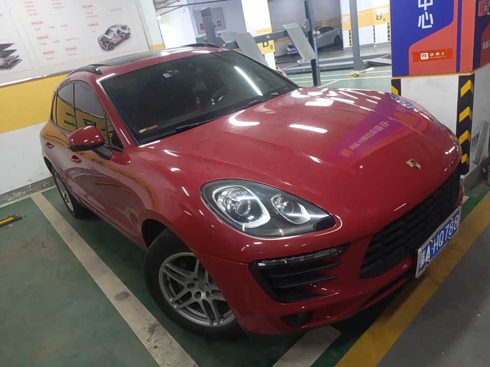 Porsche Macan