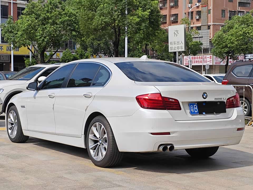 BMW 5 series BMW 5 series