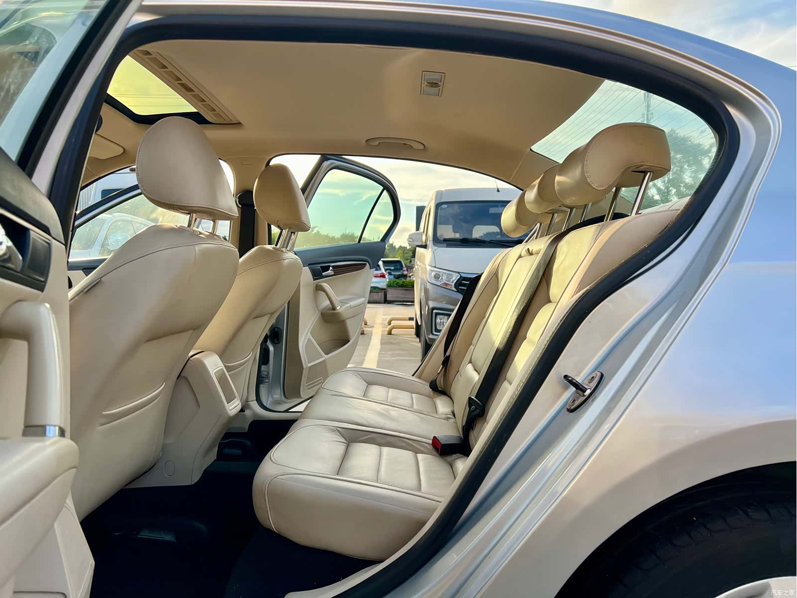 Volkswagen Lavida, 2014 все фото