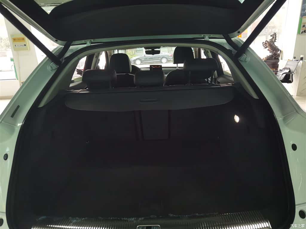 Audi Q3, 2016 19