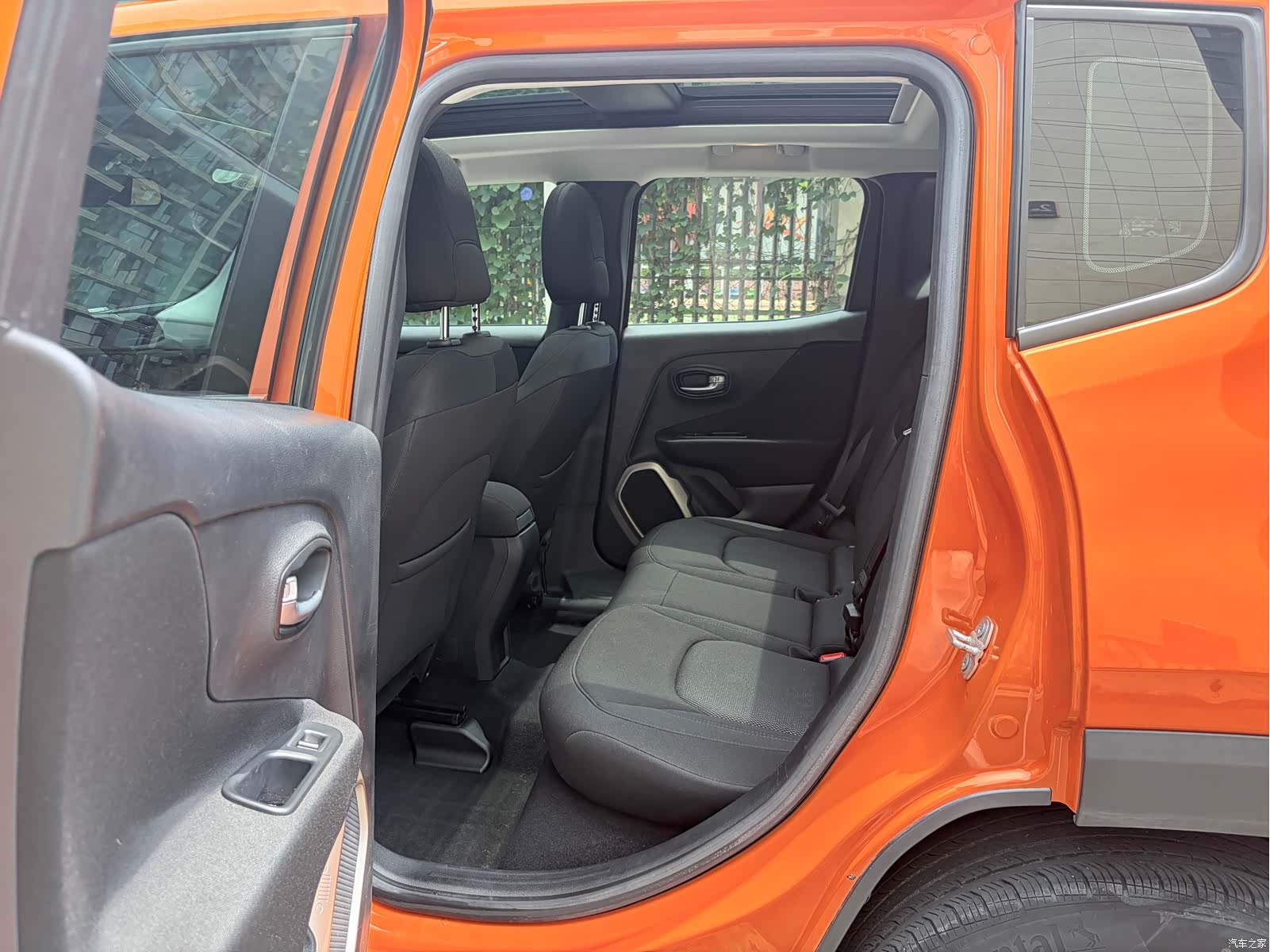 Jeep Renegade, 2016 16