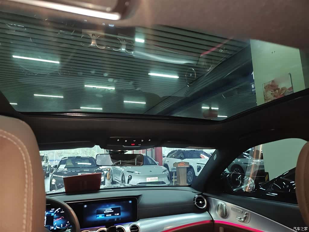 Mercedes-Benz E-Class, 2023 14