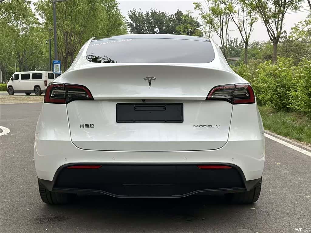 Tesla Model Y, 2021 6