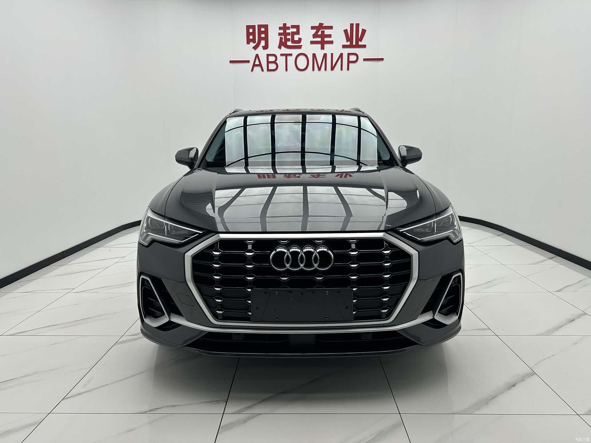 Audi Q3, 2022 2