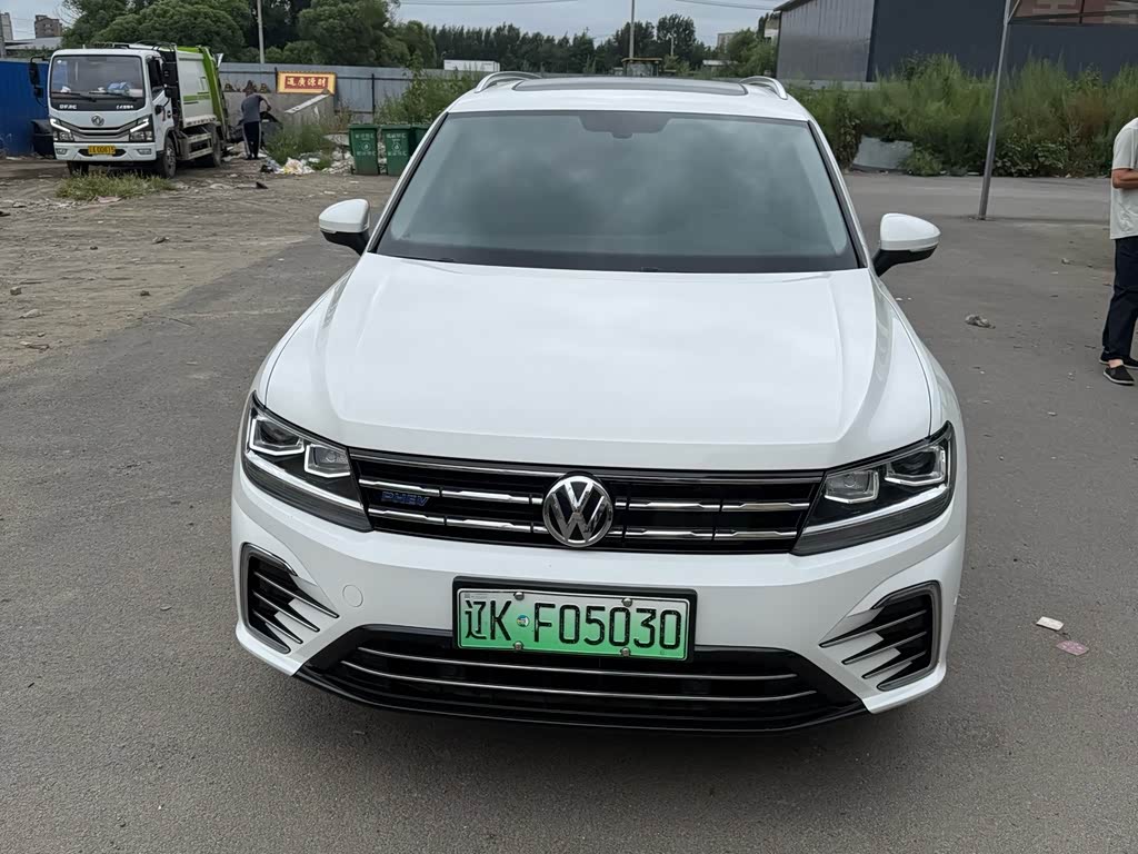 Volkswagen Tiguan L