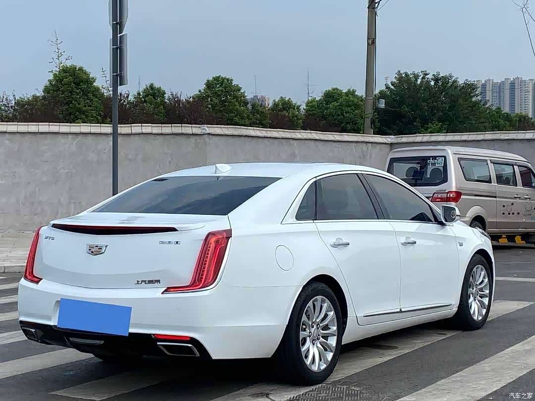 Cadillac XTS, 2017 9