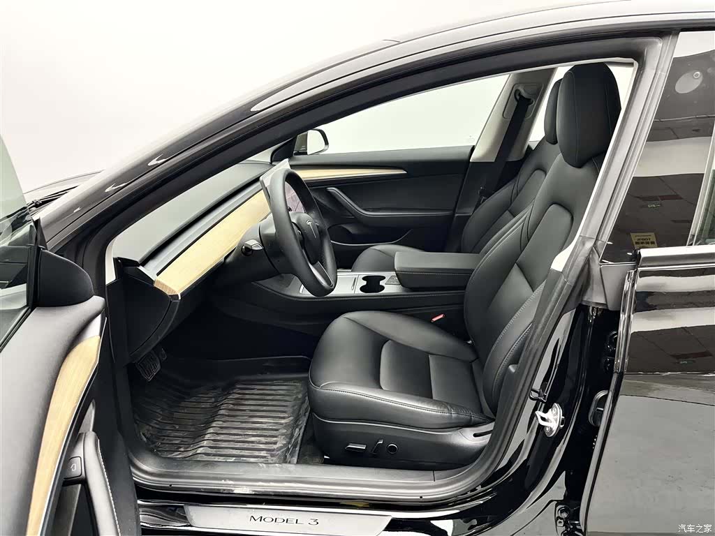 Tesla Model 3, 2021 9
