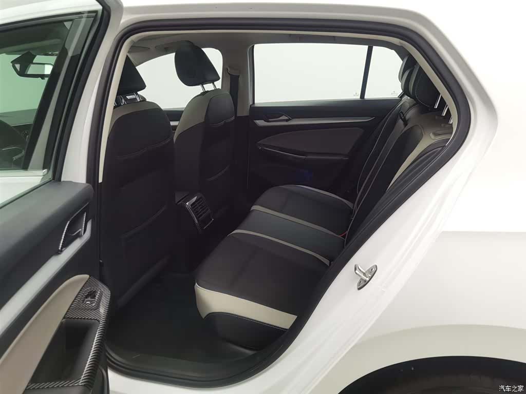 Volkswagen Golf, 2021 15
