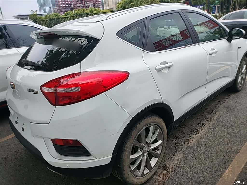 Geely Emgrand, 2016 7