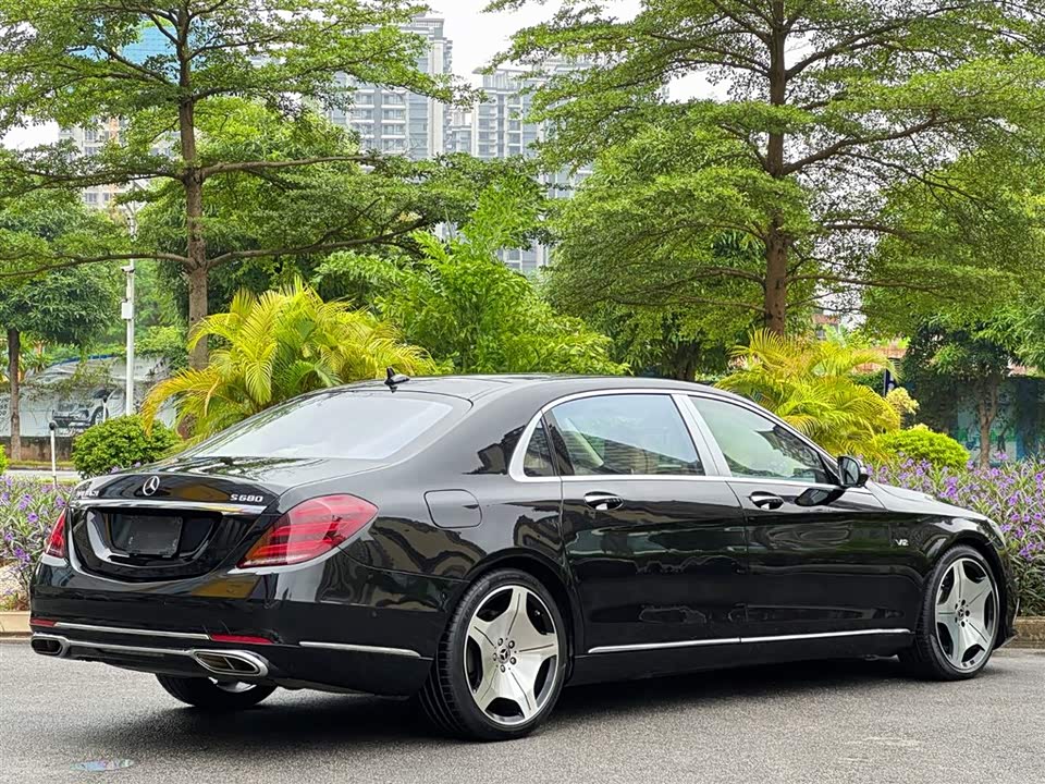Mercedes-Benz Maybach S-class