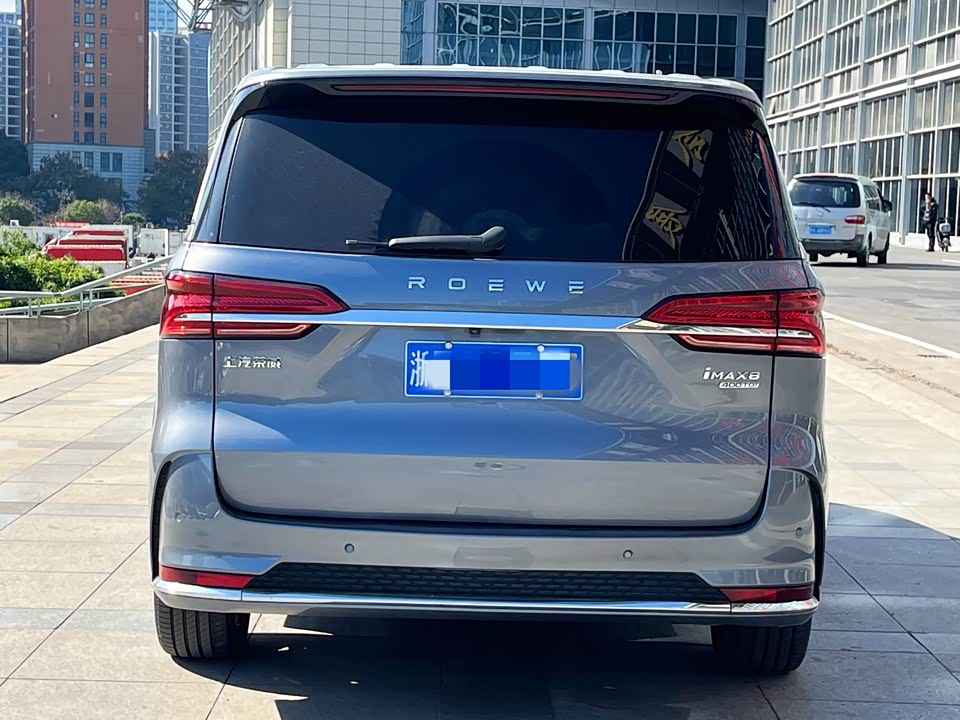 Roewe iMAX8