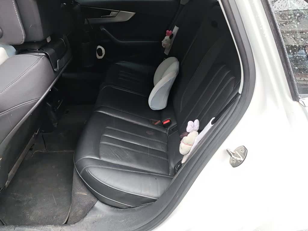 Audi A4L, 2021 15