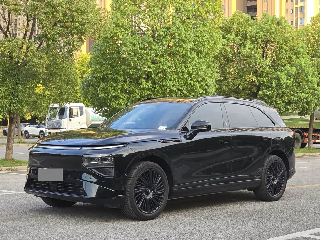 Xpeng G9