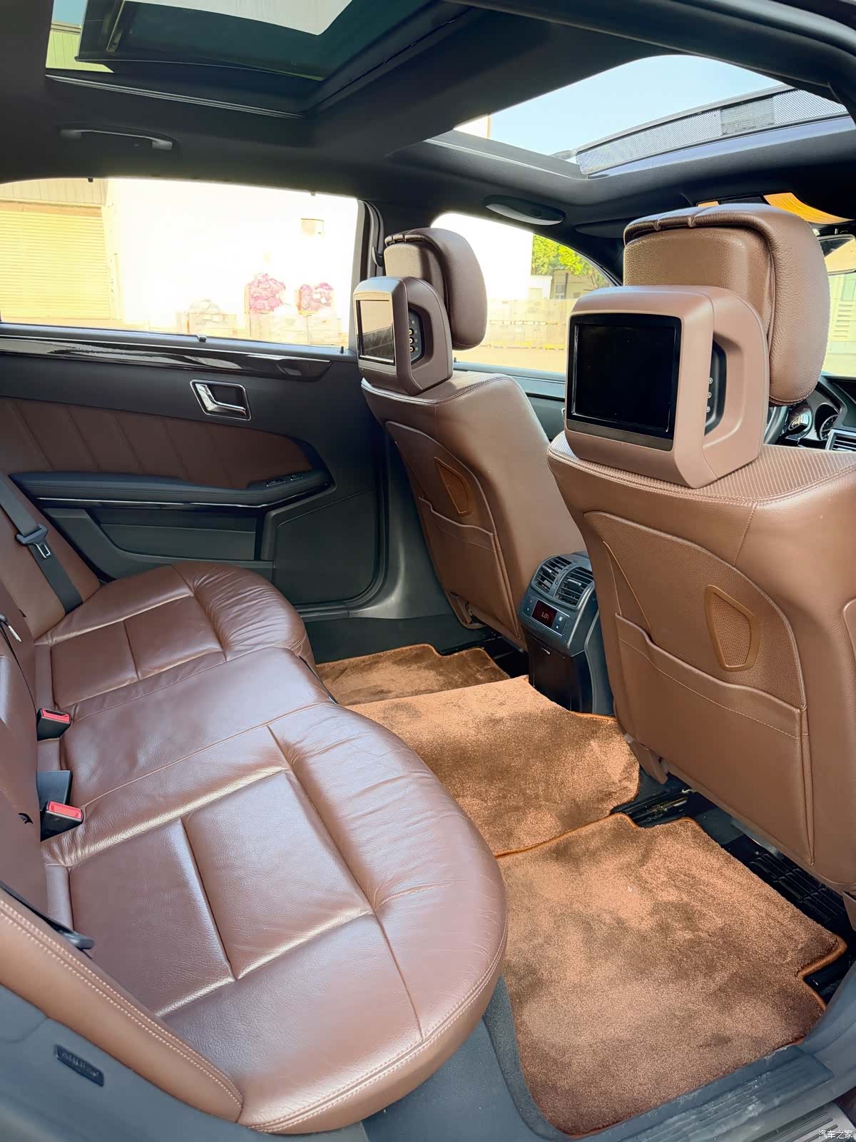 Mercedes-Benz E-Class, 2012 15