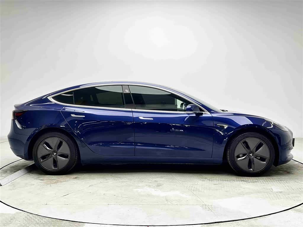 Model 3, 2020 4