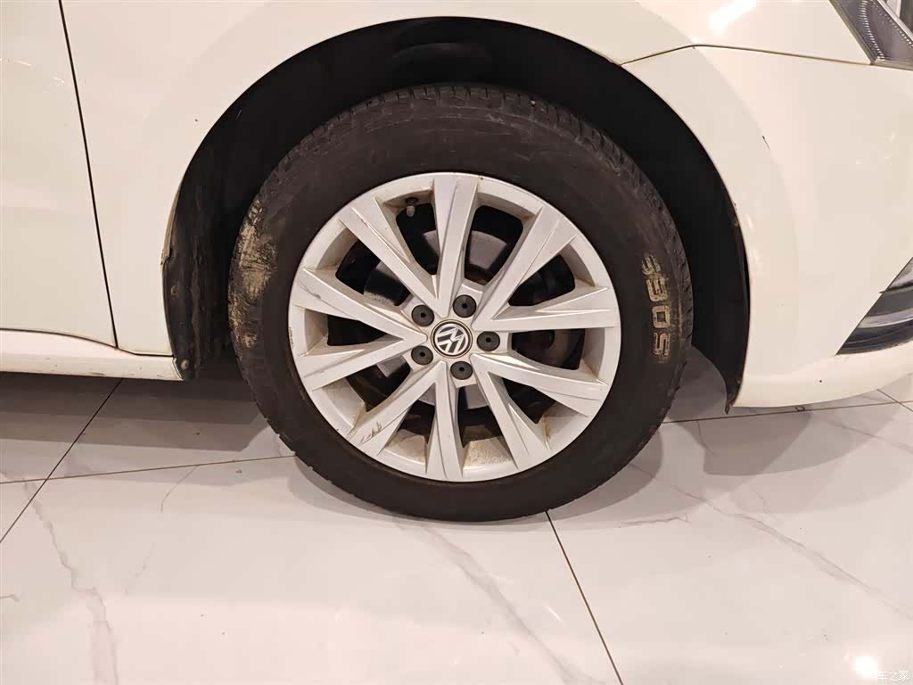Volkswagen Lavida, 2016 14