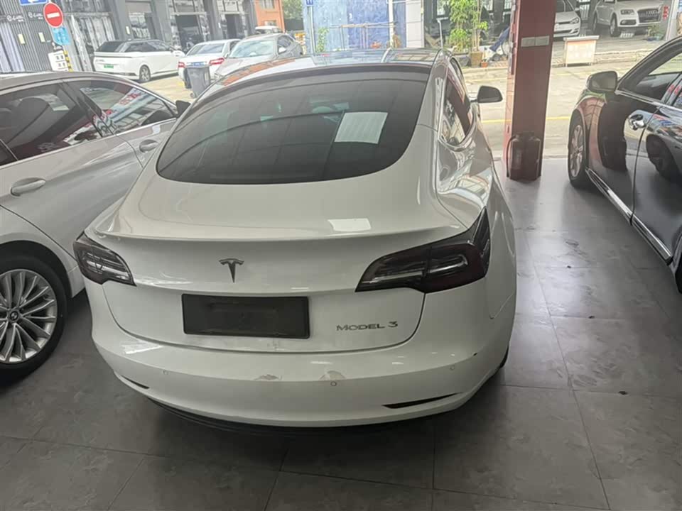 Tesla Model 3 Tesla Model 3