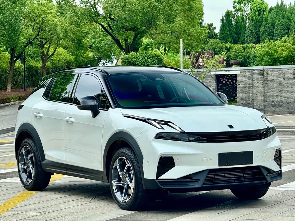 Lynk & Co 06 Lynk & Co 06