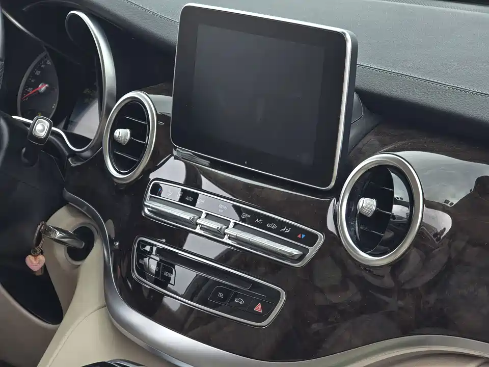 Mercedes-Benz V-class Mercedes-Benz V-class