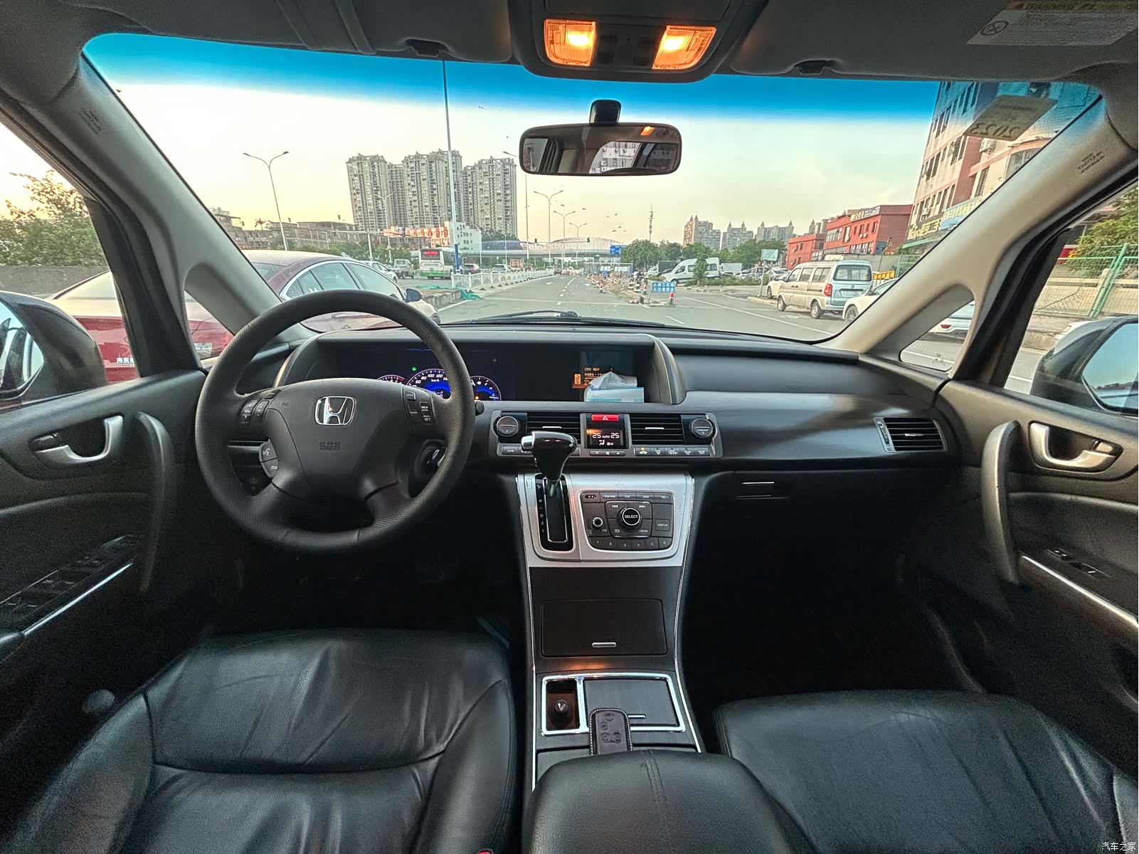 Honda Elysion, 2015 8