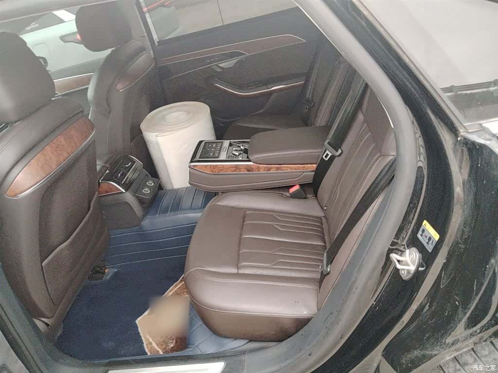 Audi A8L, 2019 18