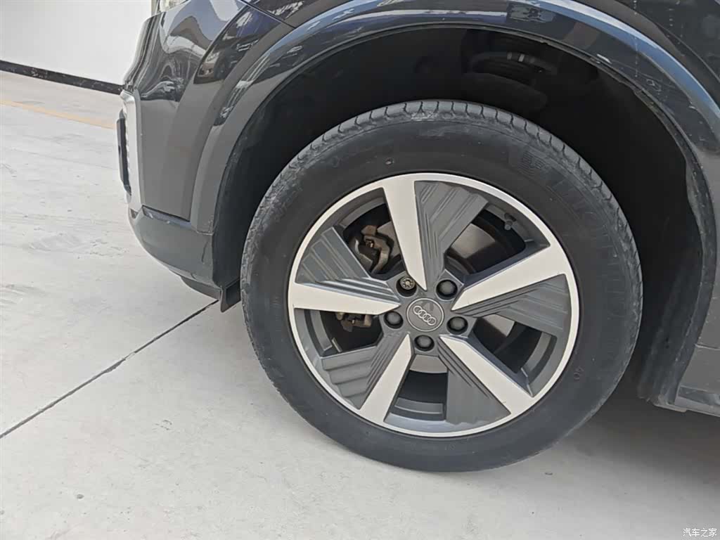 Audi e-tron, 2021 23