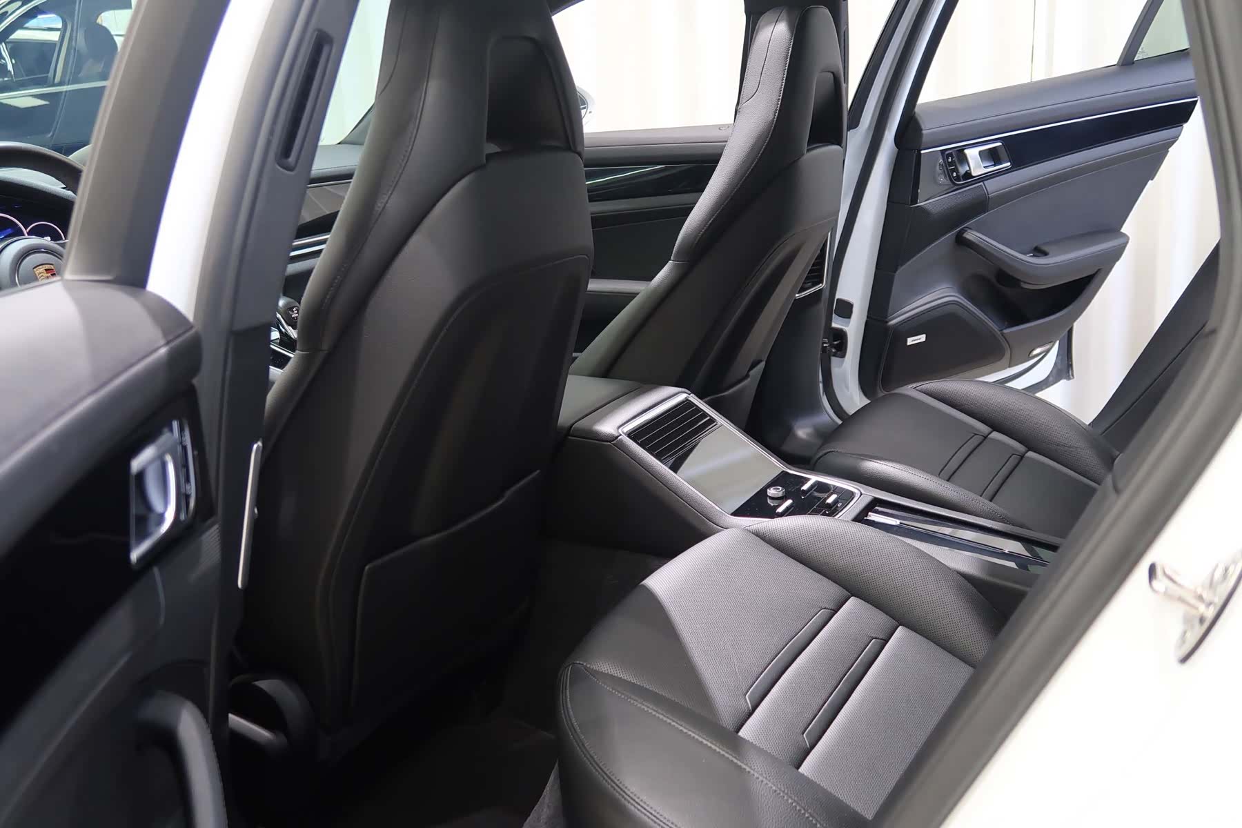 Porsche Panamera, 2019 16